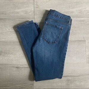 Basic Old Navy Straight Leg Blue Jeans